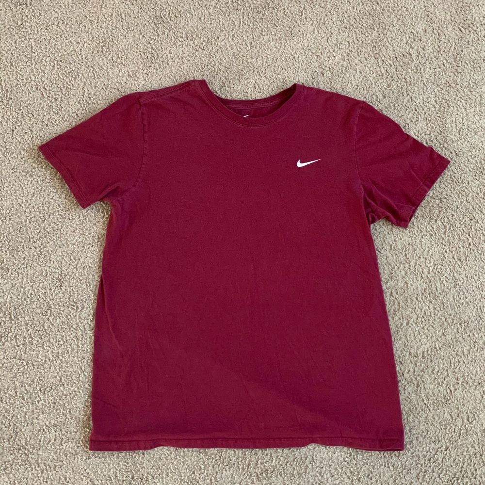 Men’s Large Nike T-Shirt